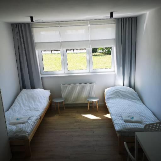 Gasthof Komfortowe Pokoje W Gdansku W Poblizu Jeziora I Lasu